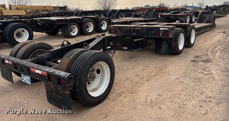 image for item EE1400 1983 Siebert low boy beam trailer