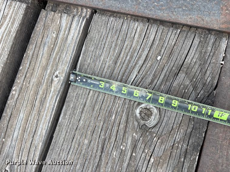 image for item EE1400 1983 Siebert low boy beam trailer