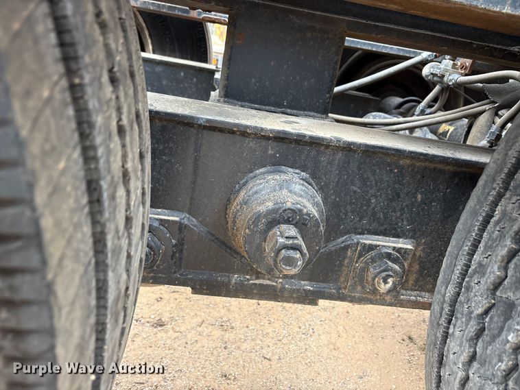 image for item EE1402 1986 Siebert lowboy equipment trailer