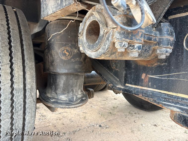 image for item EE1402 1986 Siebert lowboy equipment trailer