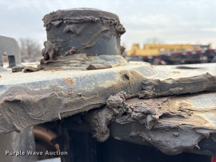 image for item EE1402 1986 Siebert lowboy equipment trailer