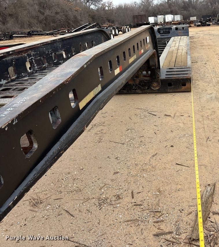 image for item EE1402 1986 Siebert lowboy equipment trailer