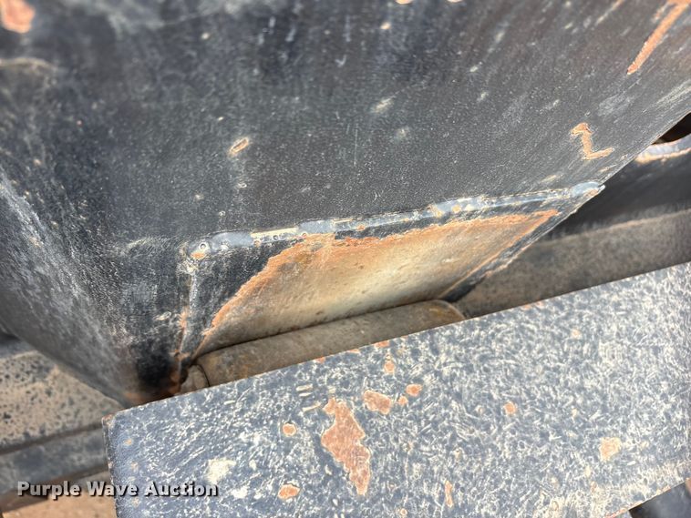 image for item EE1404 1982 Siebert lowboy equipment trailer