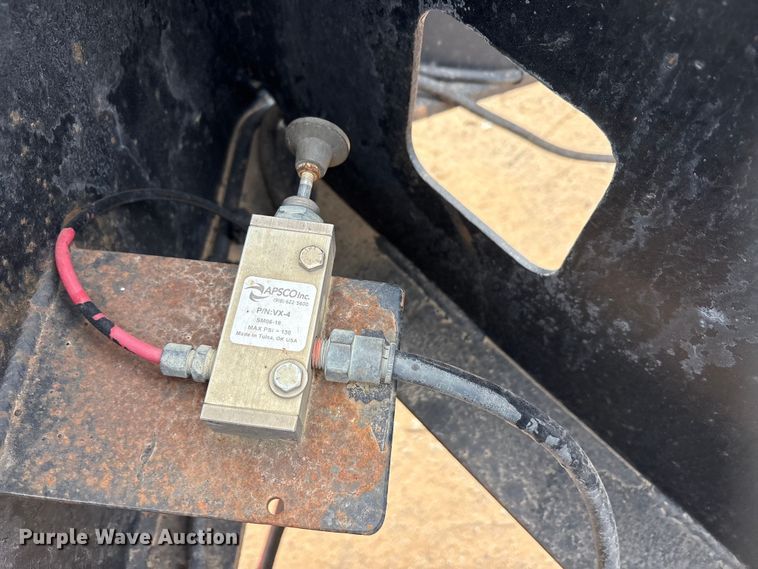 image for item EE1404 1982 Siebert lowboy equipment trailer