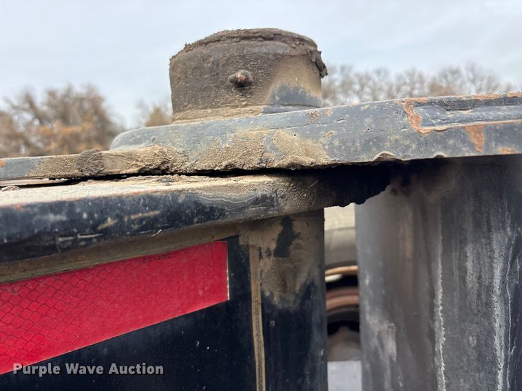 image for item EE1404 1982 Siebert lowboy equipment trailer