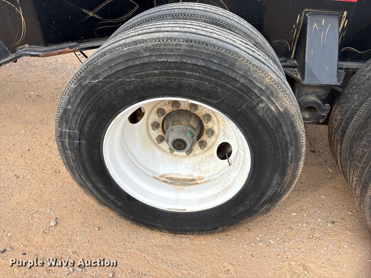 image for item EE1404 1982 Siebert lowboy equipment trailer