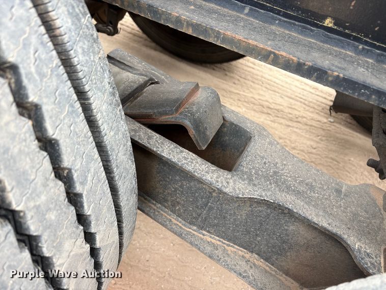 image for item EE1405 1989 Siebert lowboy equipment trailer