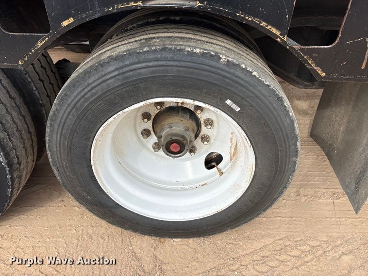 image for item EE1405 1989 Siebert lowboy equipment trailer