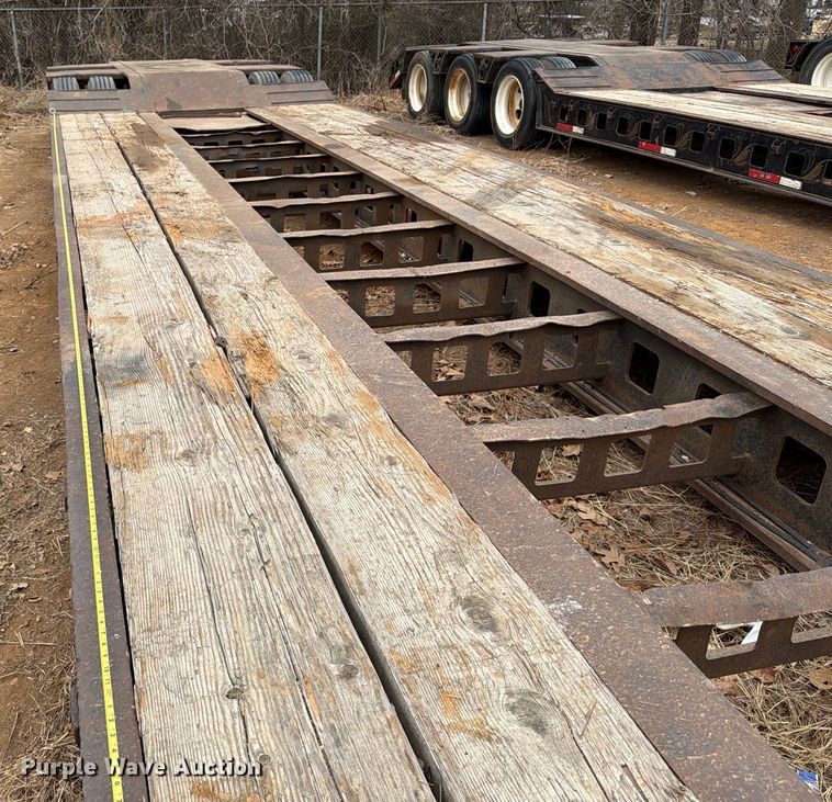 image for item EE1406 1984 Siebert lowboy equipment trailer