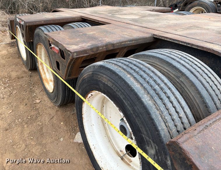 image for item EE1406 1984 Siebert lowboy equipment trailer