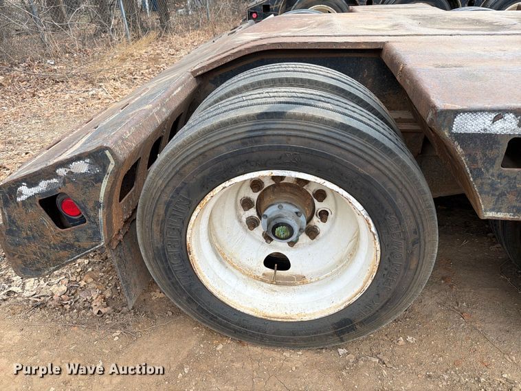 image for item EE1406 1984 Siebert lowboy equipment trailer