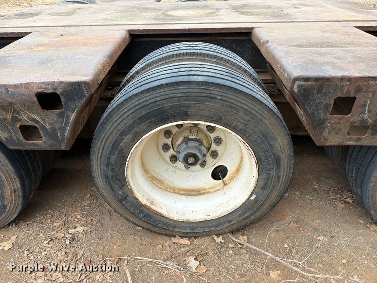 image for item EE1406 1984 Siebert lowboy equipment trailer