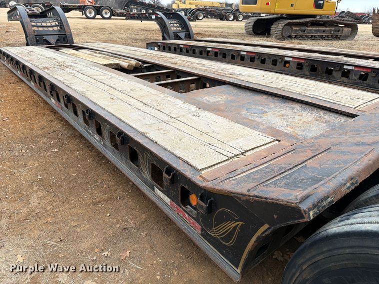 image for item EE1407 1986 Siebert lowboy equipment trailer