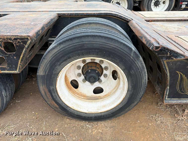 image for item EE1407 1986 Siebert lowboy equipment trailer