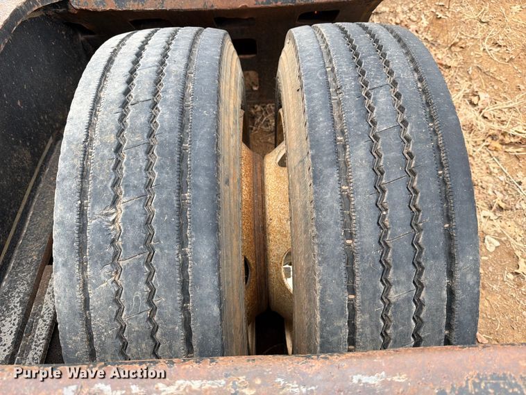 image for item EE1407 1986 Siebert lowboy equipment trailer