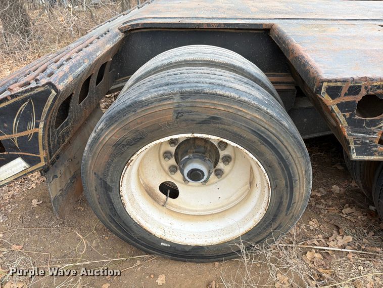 image for item EE1407 1986 Siebert lowboy equipment trailer