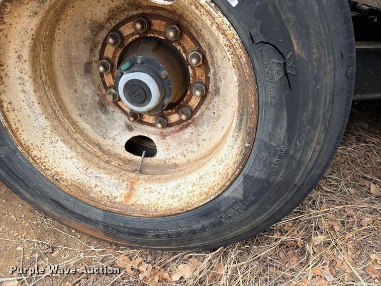 image for item EE1407 1986 Siebert lowboy equipment trailer