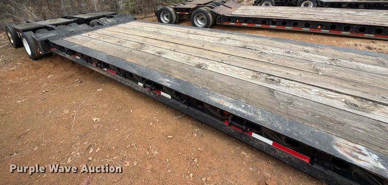 image for item EE1409 1989 Cozad lowboy equipment trailer