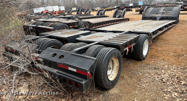 image for item EE1409 1989 Cozad lowboy equipment trailer