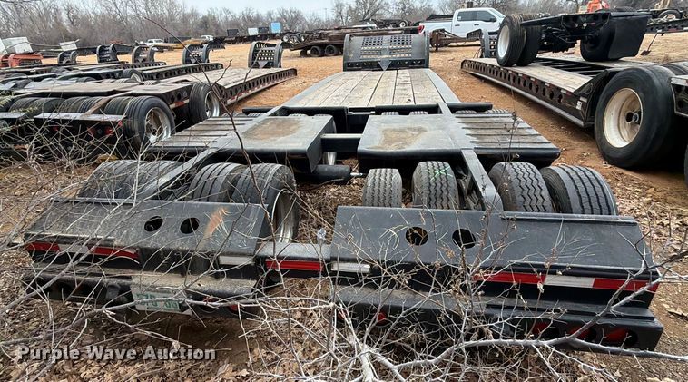 image for item EE1409 1989 Cozad lowboy equipment trailer