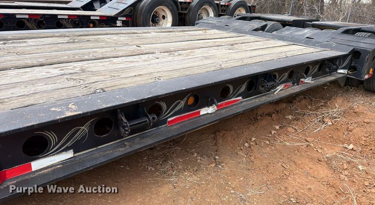 image for item EE1409 1989 Cozad lowboy equipment trailer