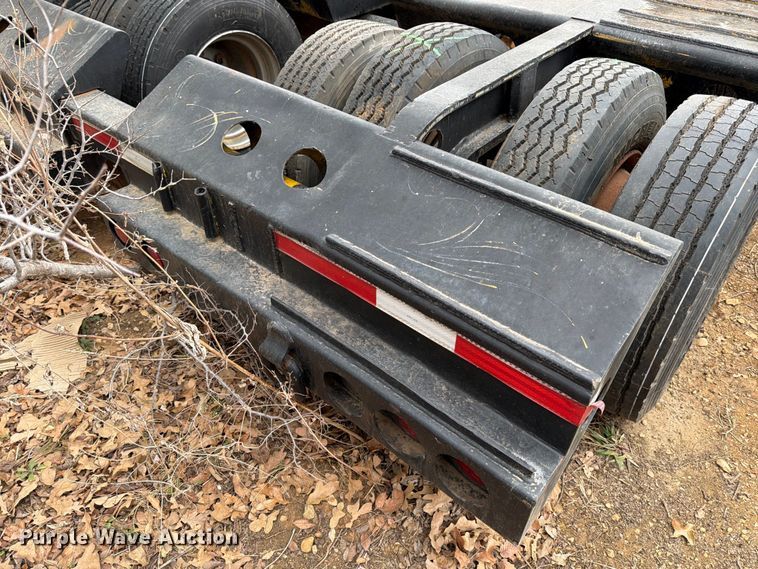 image for item EE1409 1989 Cozad lowboy equipment trailer
