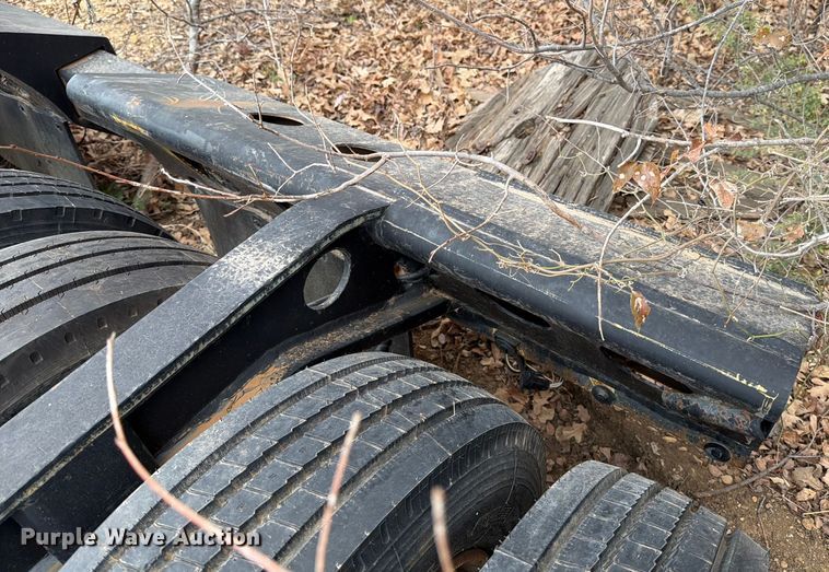 image for item EE1409 1989 Cozad lowboy equipment trailer