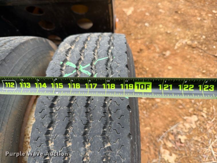 image for item EE1409 1989 Cozad lowboy equipment trailer