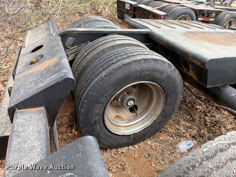 image for item EE1409 1989 Cozad lowboy equipment trailer