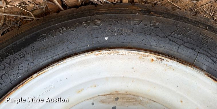 image for item EE1409 1989 Cozad lowboy equipment trailer