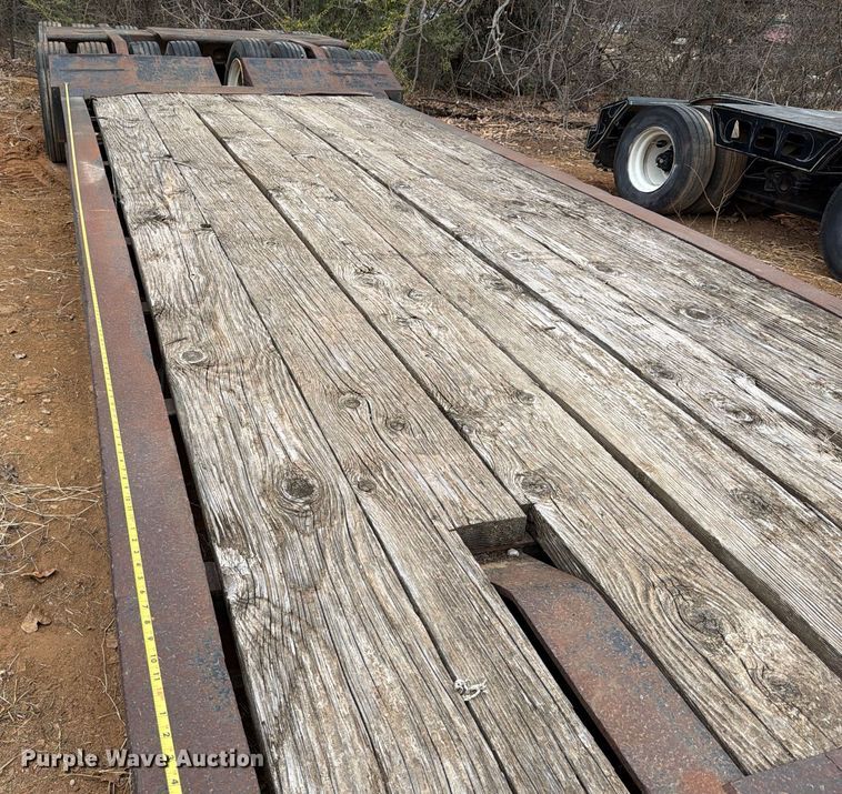 image for item EE1410 1973 Cozad lowboy equipment trailer