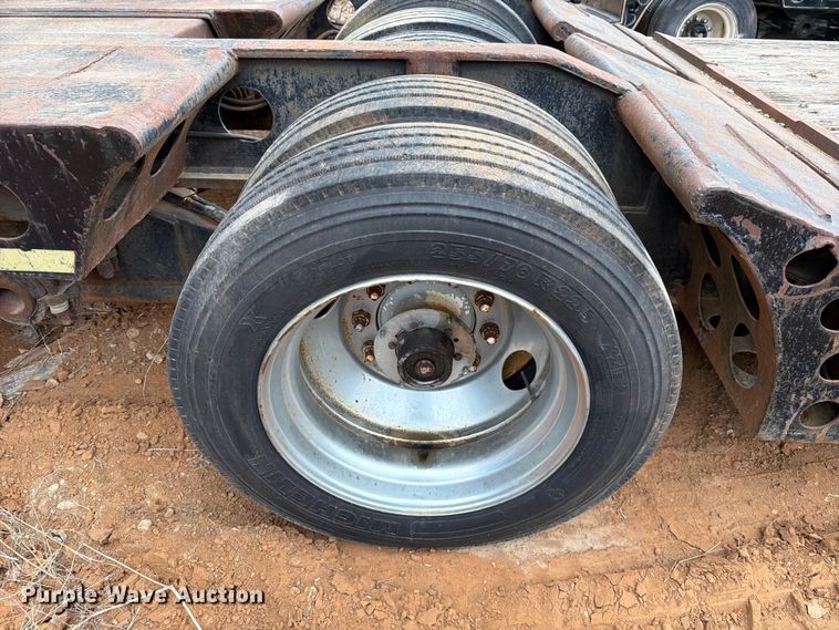 image for item EE1410 1973 Cozad lowboy equipment trailer