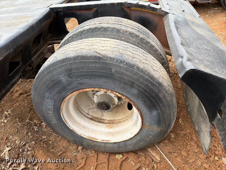 image for item EE1411 1984 Siebert lowboy equipment trailer