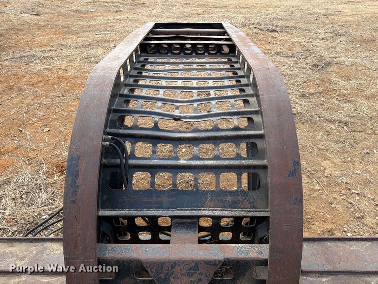 image for item EE1412 1985 Cozad lowboy equipment trailer