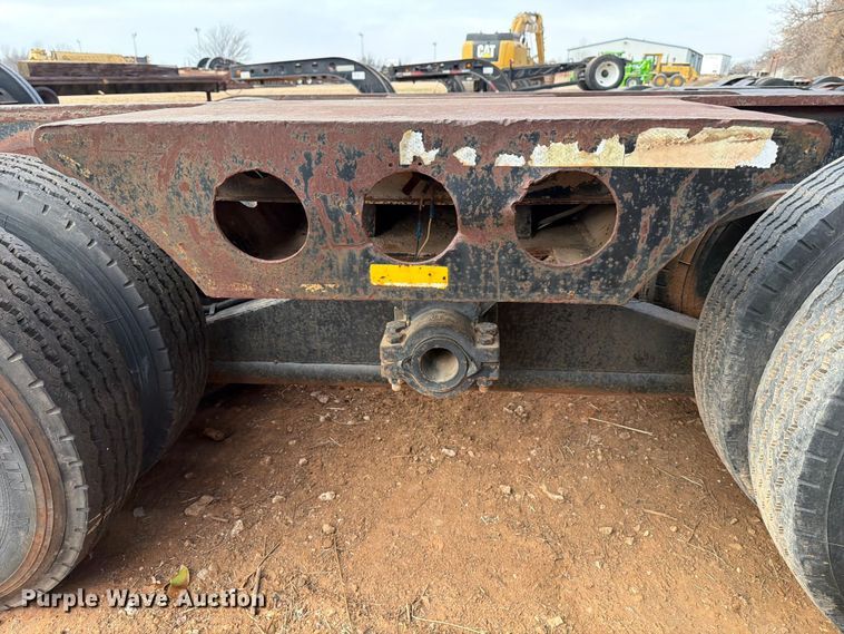 image for item EE1412 1985 Cozad lowboy equipment trailer