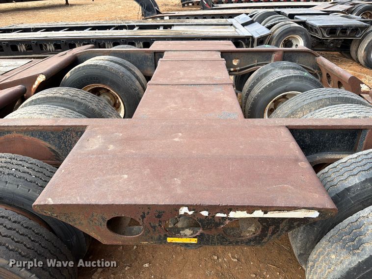 image for item EE1412 1985 Cozad lowboy equipment trailer