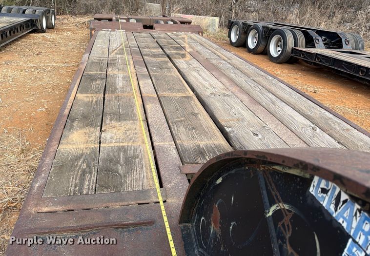 image for item EE1412 1985 Cozad lowboy equipment trailer