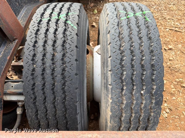 image for item EE1412 1985 Cozad lowboy equipment trailer