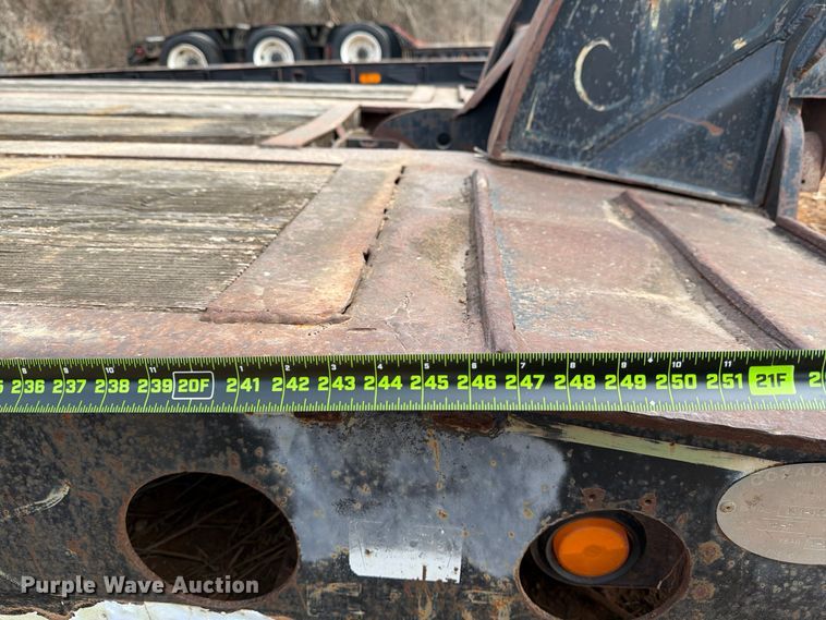 image for item EE1412 1985 Cozad lowboy equipment trailer