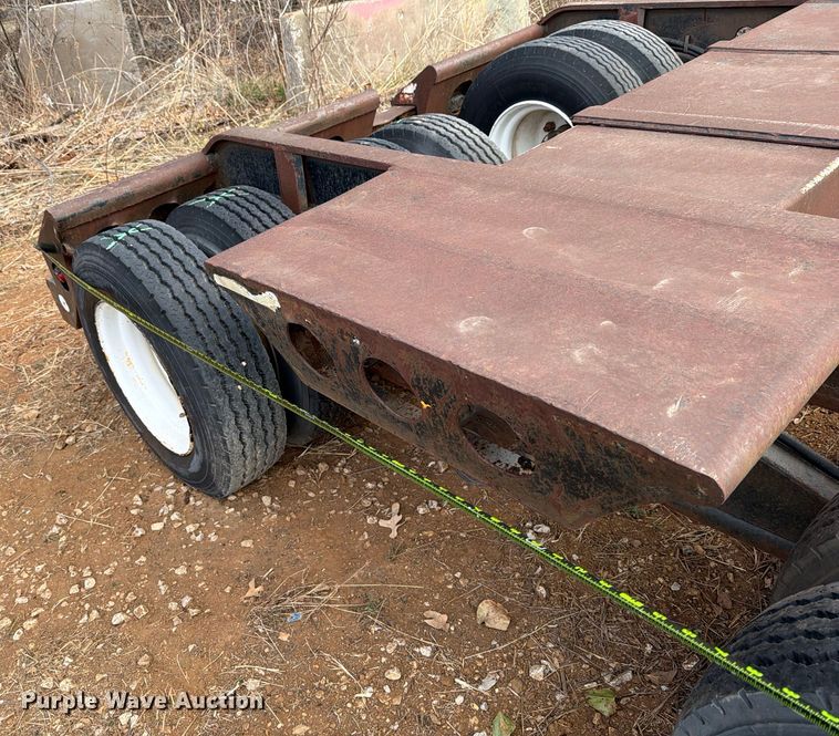 image for item EE1412 1985 Cozad lowboy equipment trailer