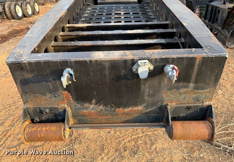 image for item EE1416 Siebert 30T2AJ jeep axle