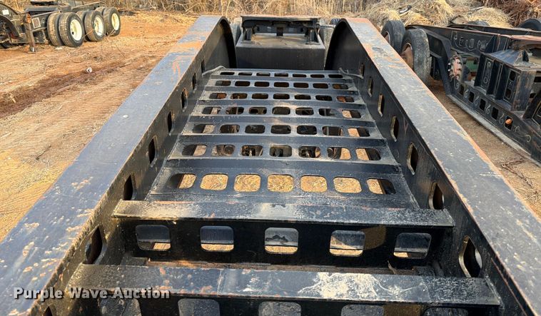 image for item EE1416 Siebert 30T2AJ jeep axle