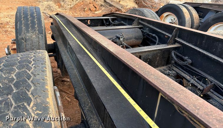 image for item EE1417 1987 Siebert 30T2AJ jeep axle