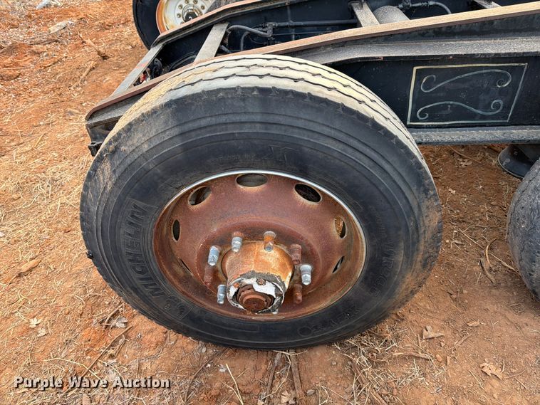 image for item EE1417 1987 Siebert 30T2AJ jeep axle