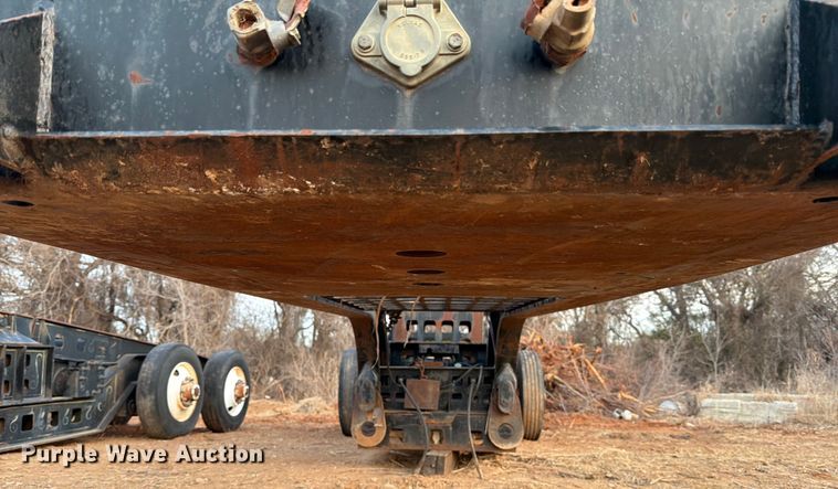 image for item EE1418 1983 Siebert 30T8WDDJ jeep axle