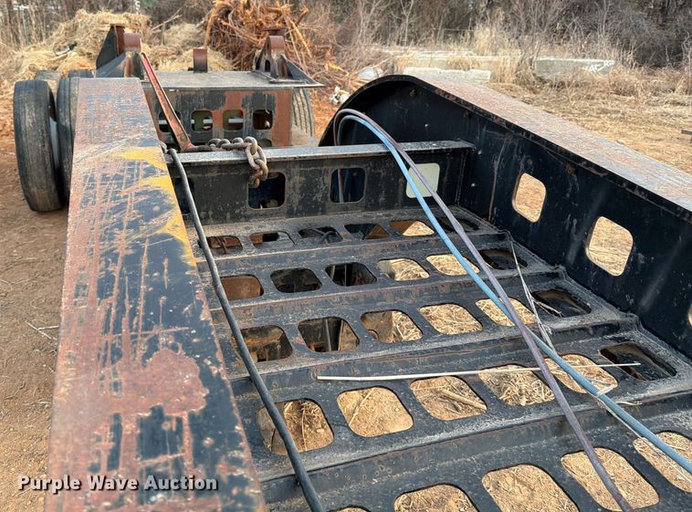 image for item EE1418 1983 Siebert 30T8WDDJ jeep axle