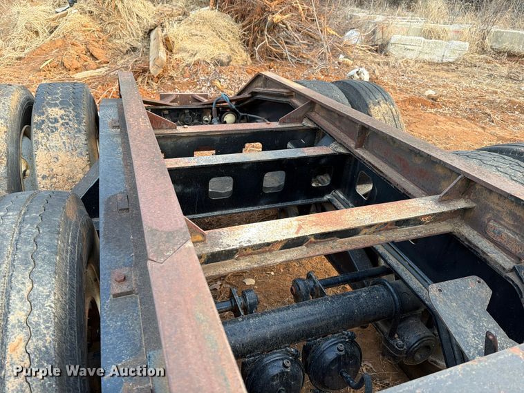 image for item EE1418 1983 Siebert 30T8WDDJ jeep axle