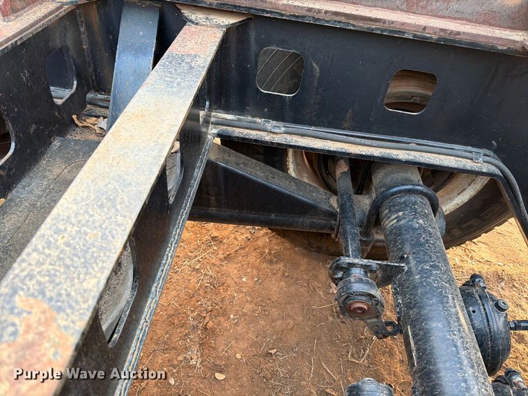 image for item EE1418 1983 Siebert 30T8WDDJ jeep axle