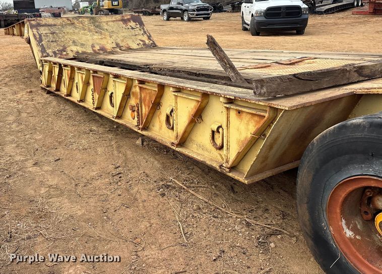 image for item EE1420 1974 Load King lowboy equipment trailer