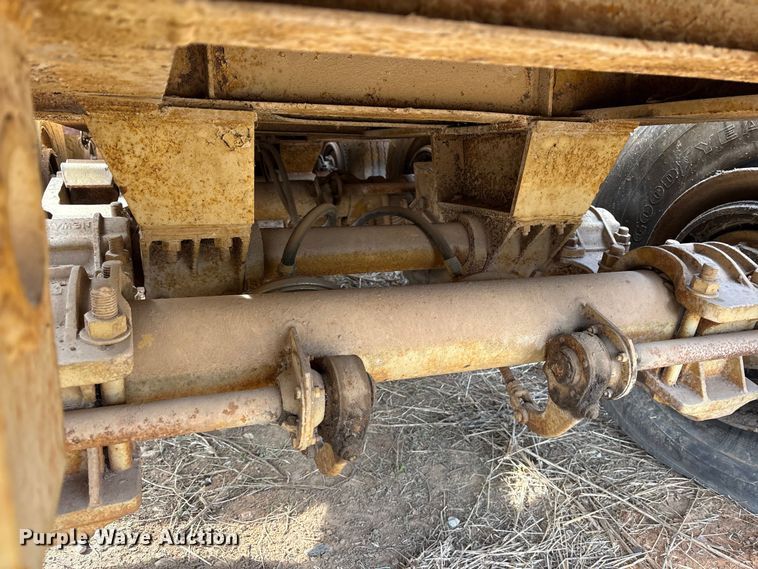 image for item EE1420 1974 Load King lowboy equipment trailer